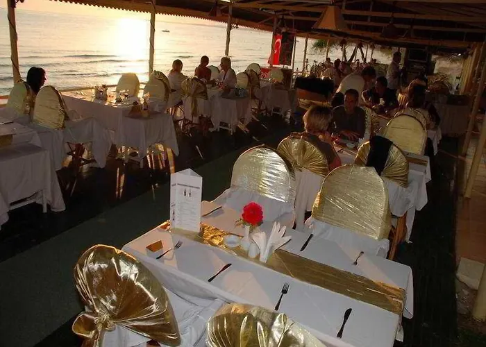 Готель Clover Magic Nova